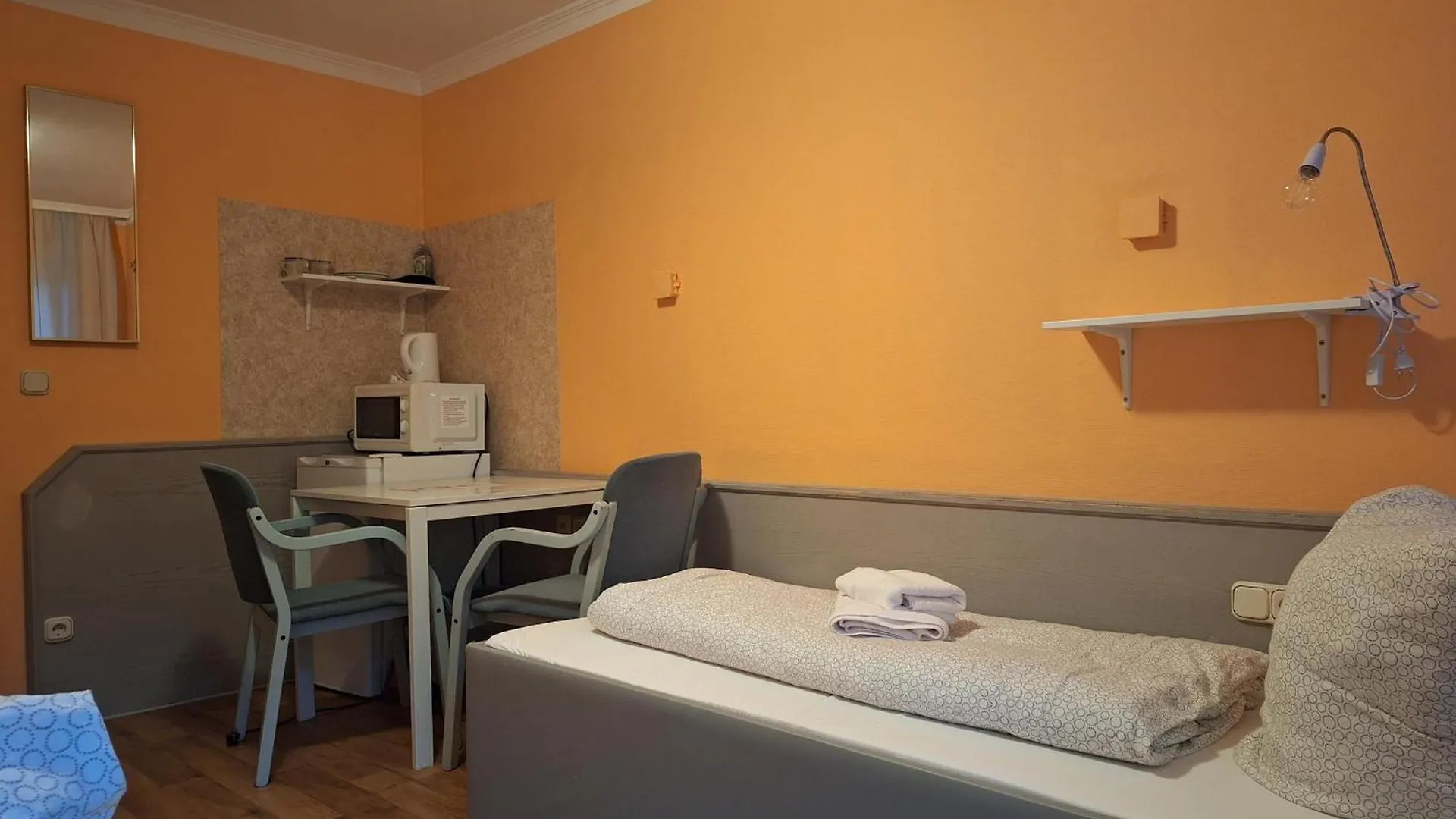 Low Budget Aubing Apartmenthostel Aub 162 Munich Hostel