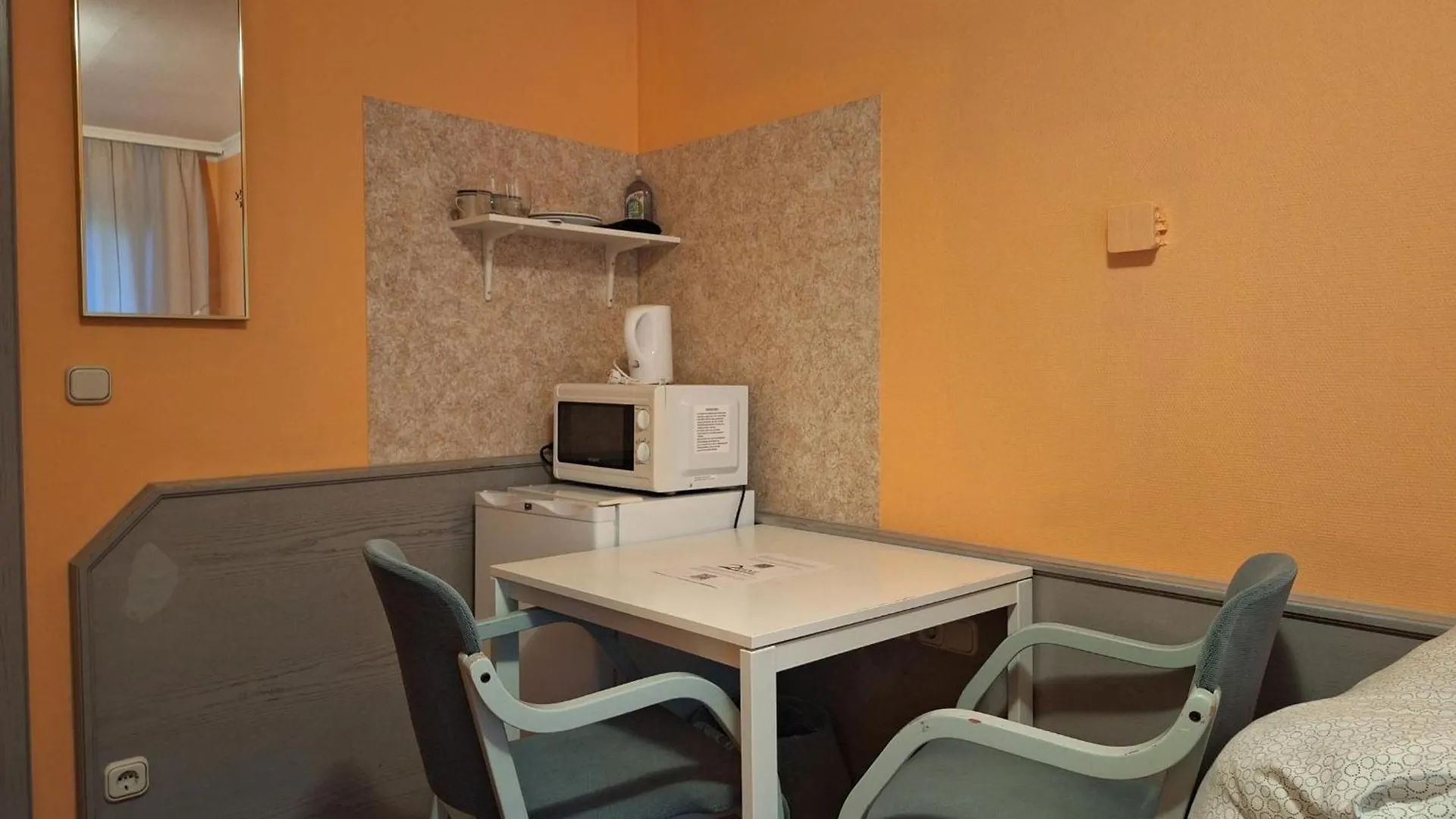 Low Budget Aubing Apartmenthostel Aub 162 Munich Hostel