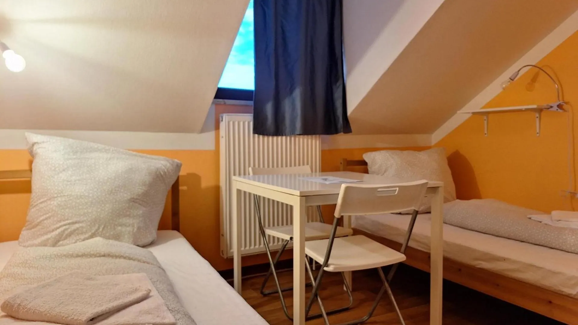 Low Budget Aubing Apartmenthostel Aub 162 Münih Hostel