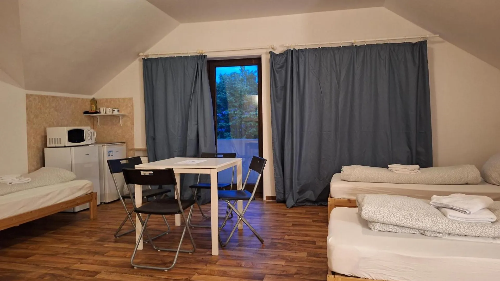 Low Budget Aubing Apartmenthostel Aub 162 Münih Hostel