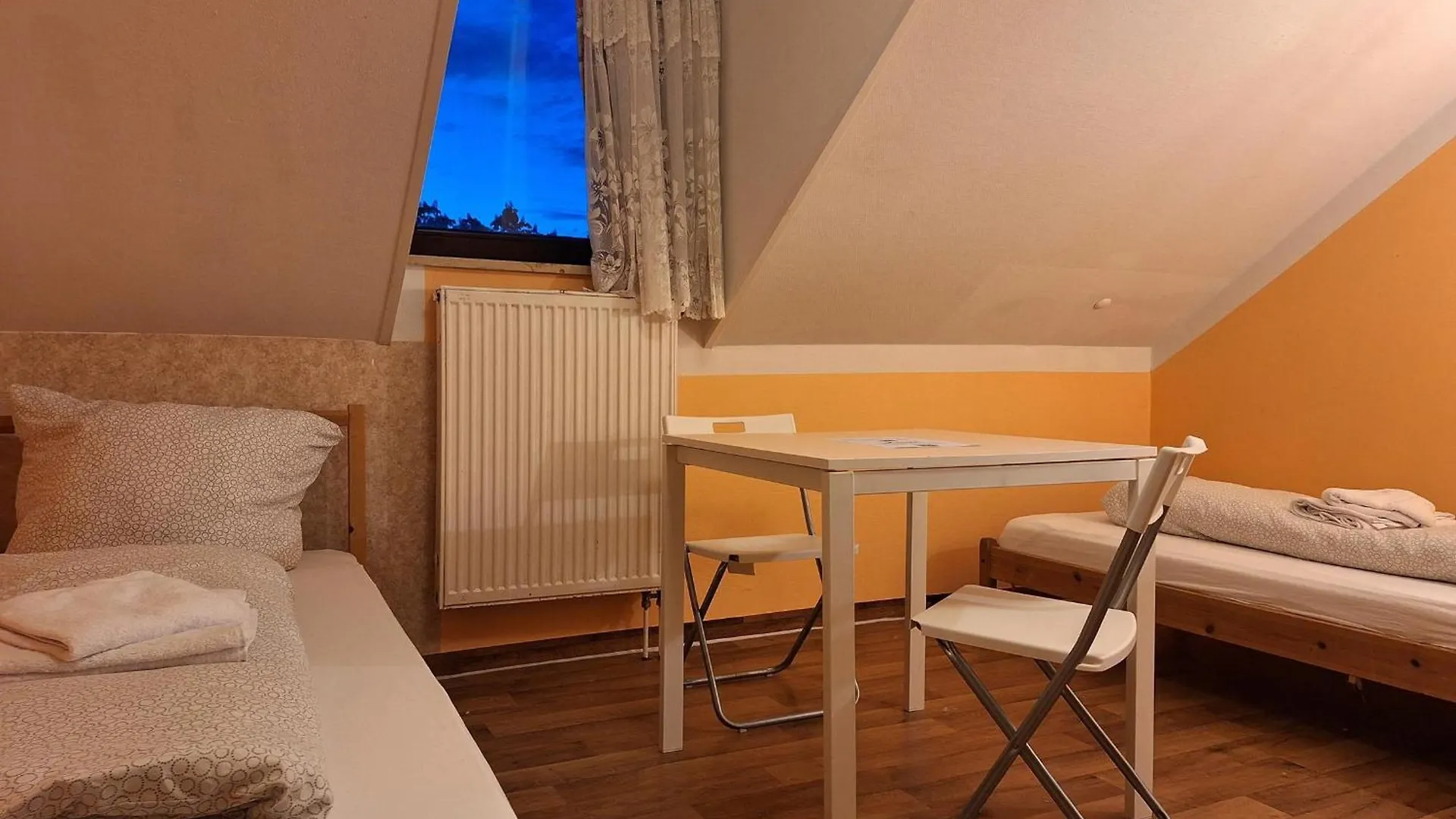 Low Budget Aubing Apartmenthostel Aub 162 Münih Hostel