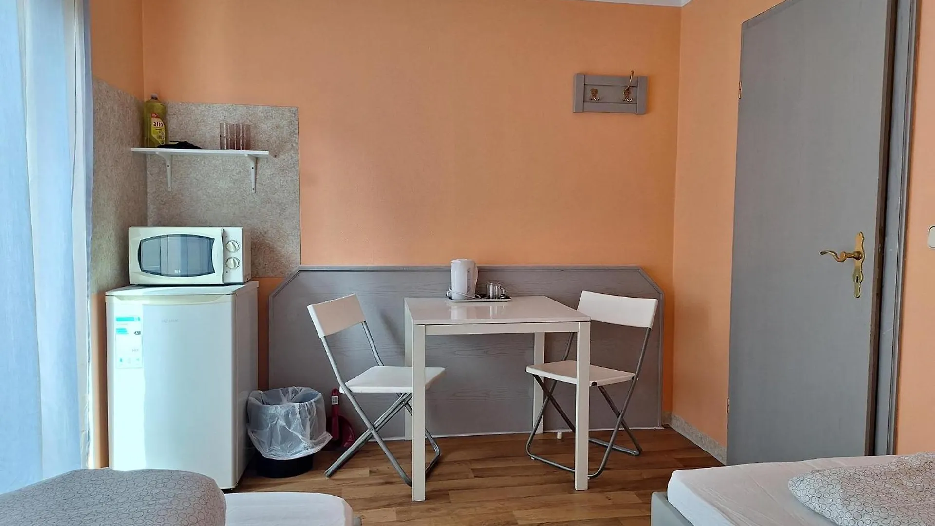 Low Budget Aubing Apartmenthostel Aub 162 Münih Hostel